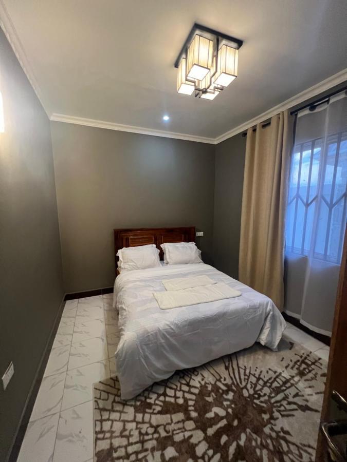Good Homes Apartment 2 Додома Екстериор снимка