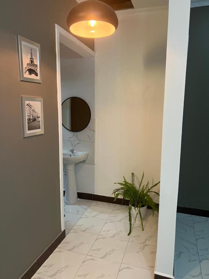 Good Homes Apartment 2 Додома Екстериор снимка