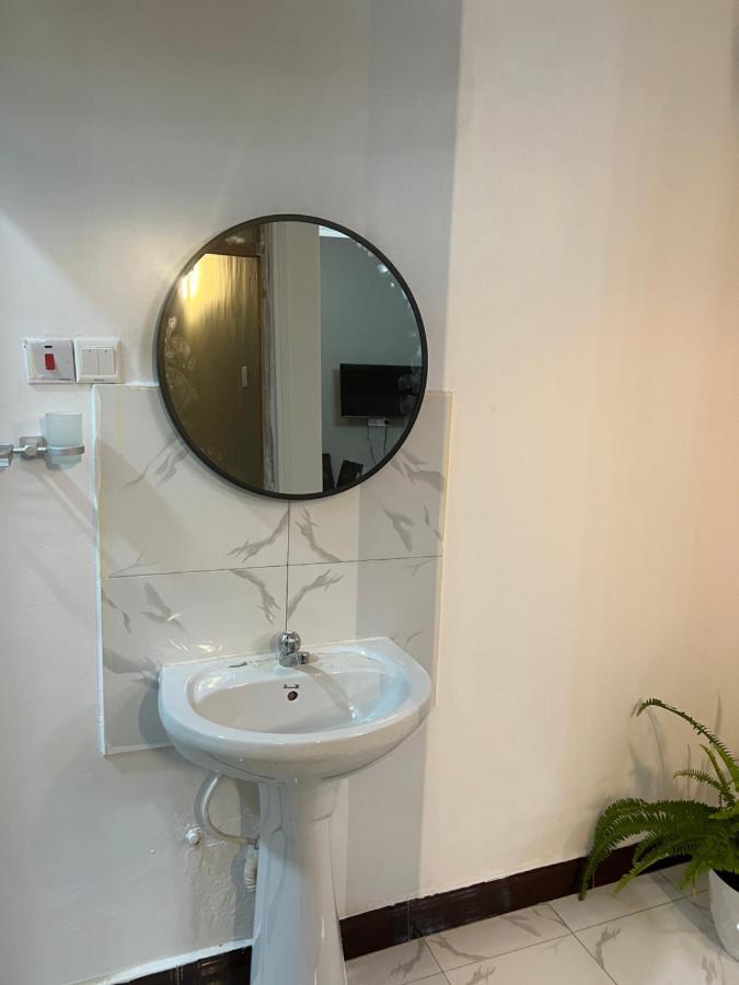Good Homes Apartment 2 Додома Екстериор снимка