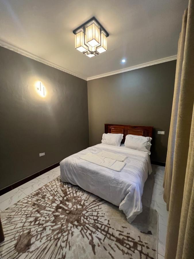 Good Homes Apartment 2 Додома Екстериор снимка